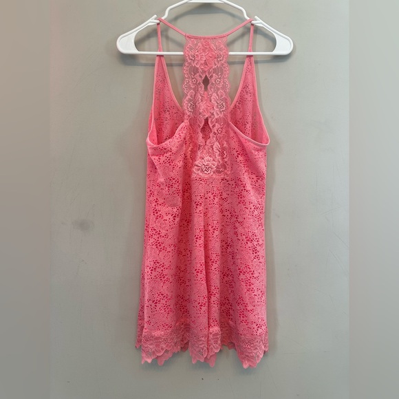 Joquil “In Bloom” Vibrant Pink Lace Slip Dress Size Small - Picture 6 of 7